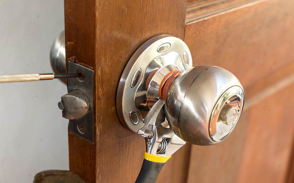 ouverture de porte claquée serrurier Penchard